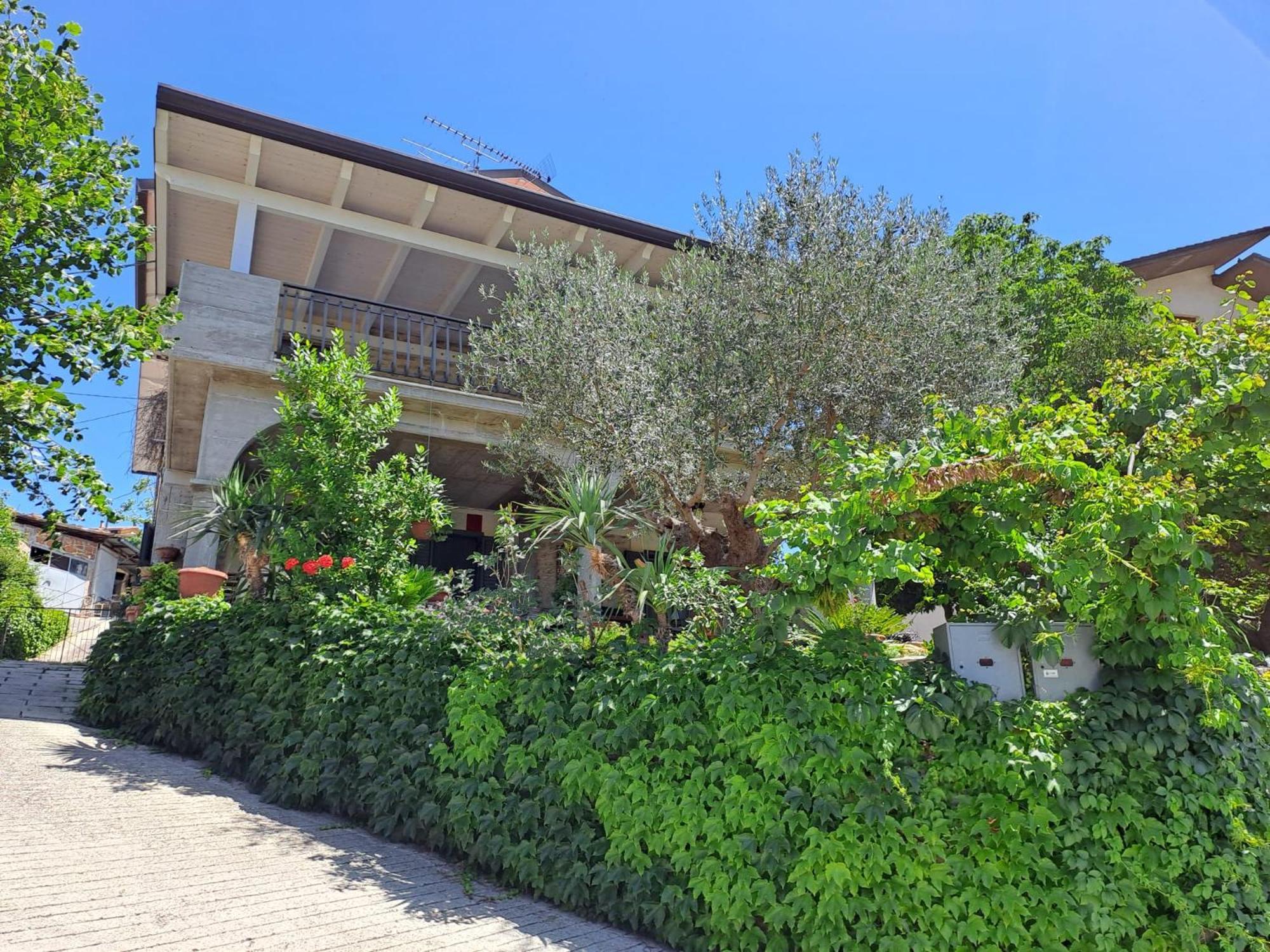 Appartamento Belvedere Roccascalegna Bagian luar foto